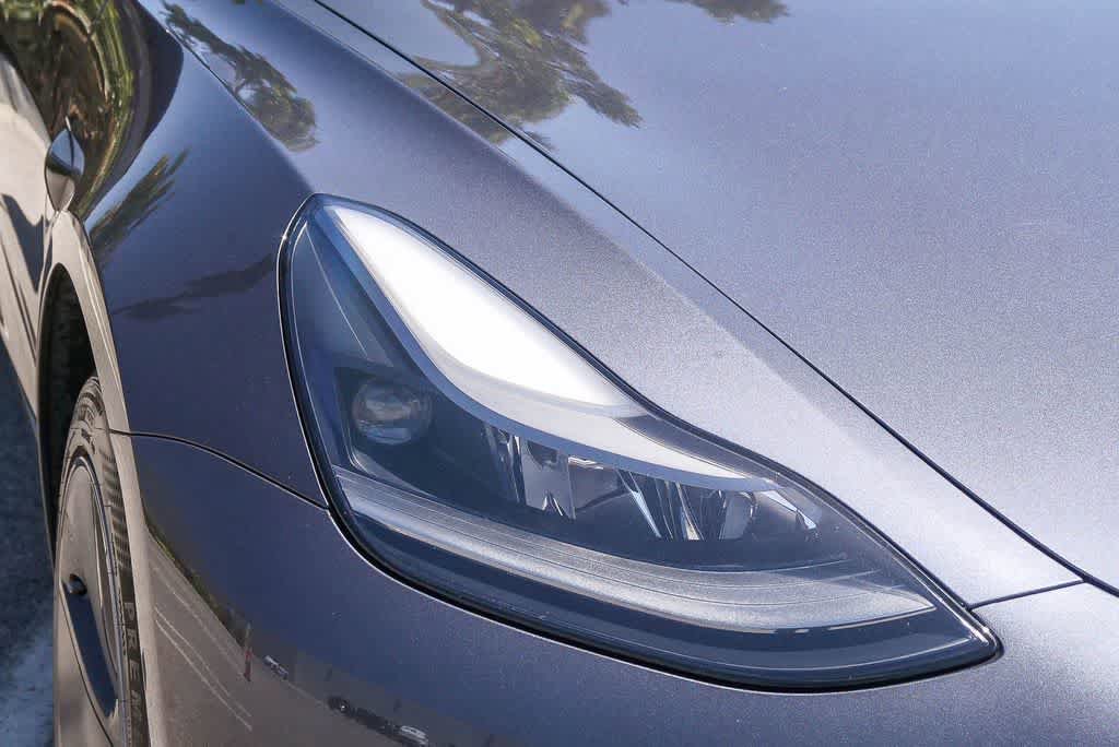 Used 2023 Tesla Model 3 Standard Range RWD image 4