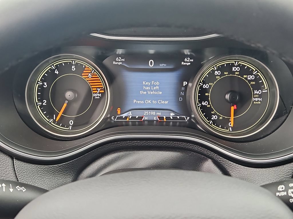 Used 2022 Jeep Cherokee Latitude Lux AWD/4WD image 24