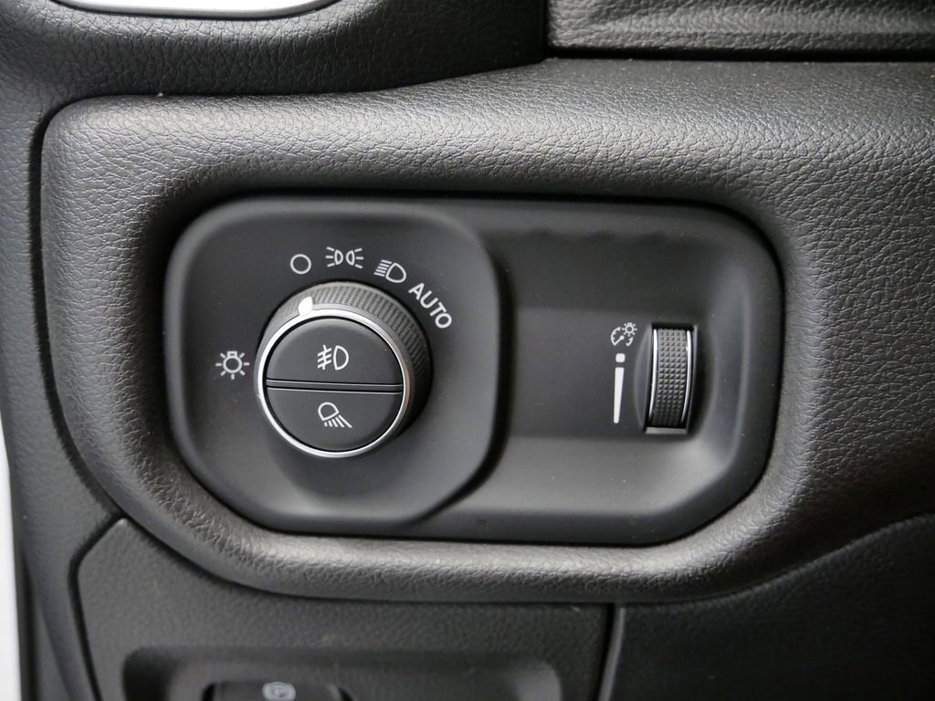 Certified 2022 RAM 1500 Big Horn image 21