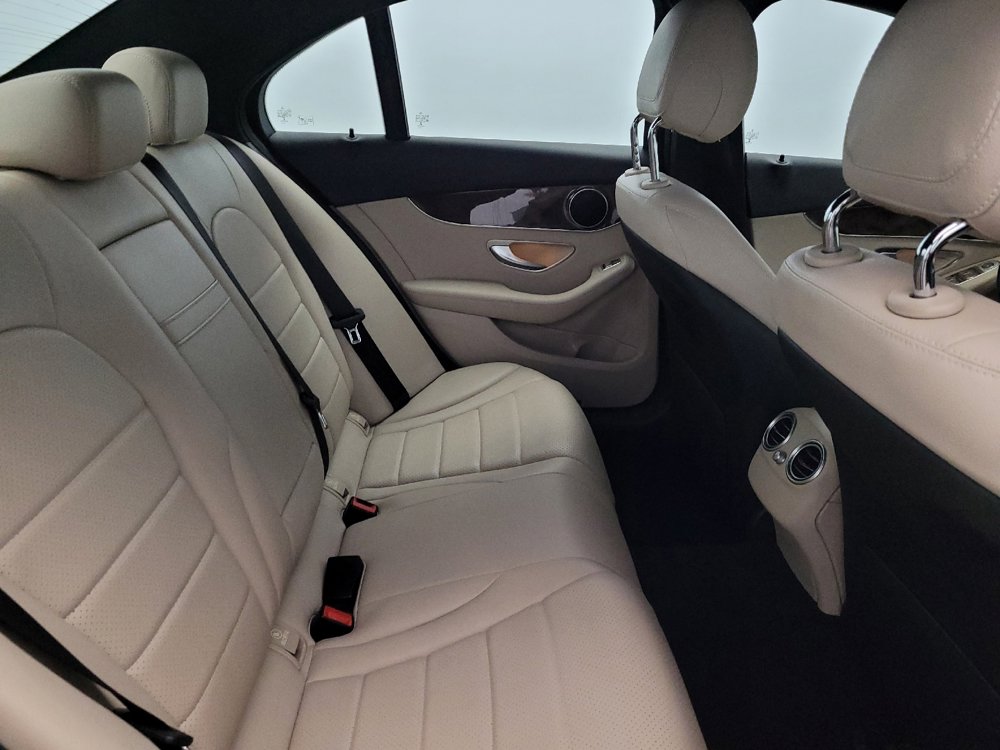 Used 2018 Mercedes-Benz C 300 4MATIC Sedan w/ Premium Package image 19