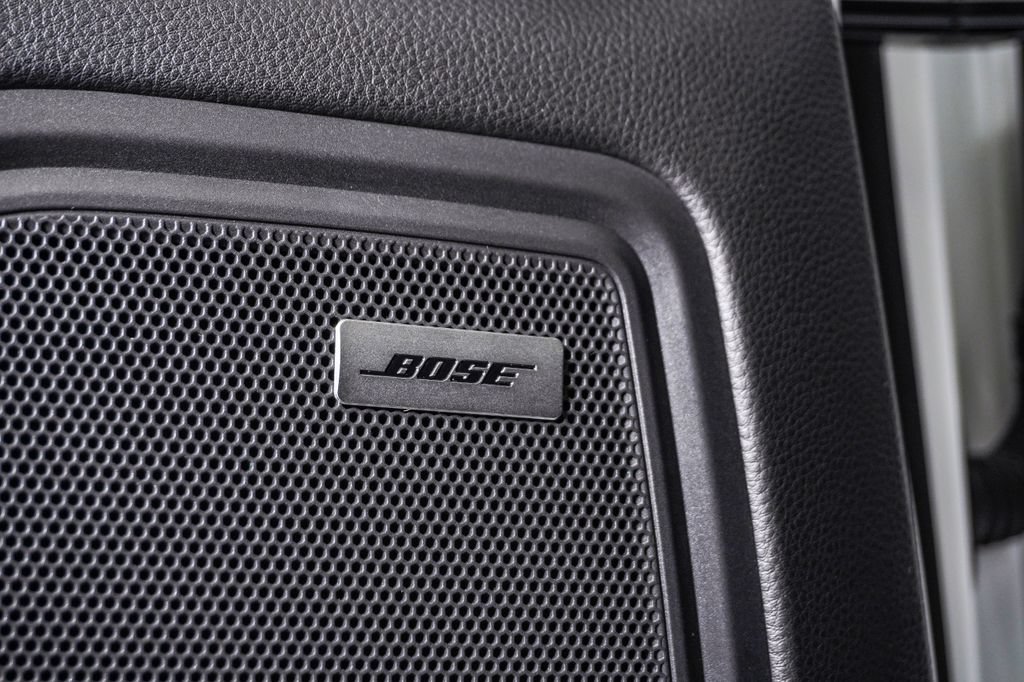 Certified 2026 Porsche Macan AWD/4WD image 26