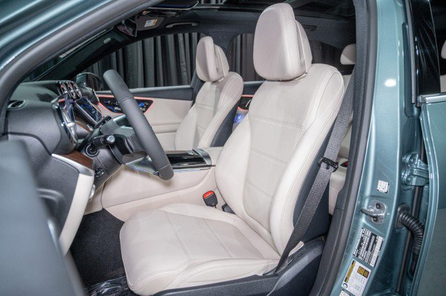 New 2026 Mercedes-Benz GLC 300 image 12