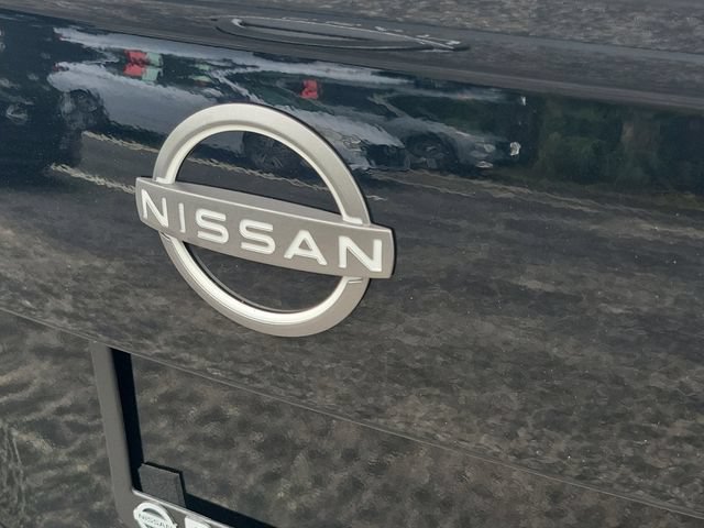 Certified 2024 Nissan Versa SR w/ Trunk Package FWD image 9