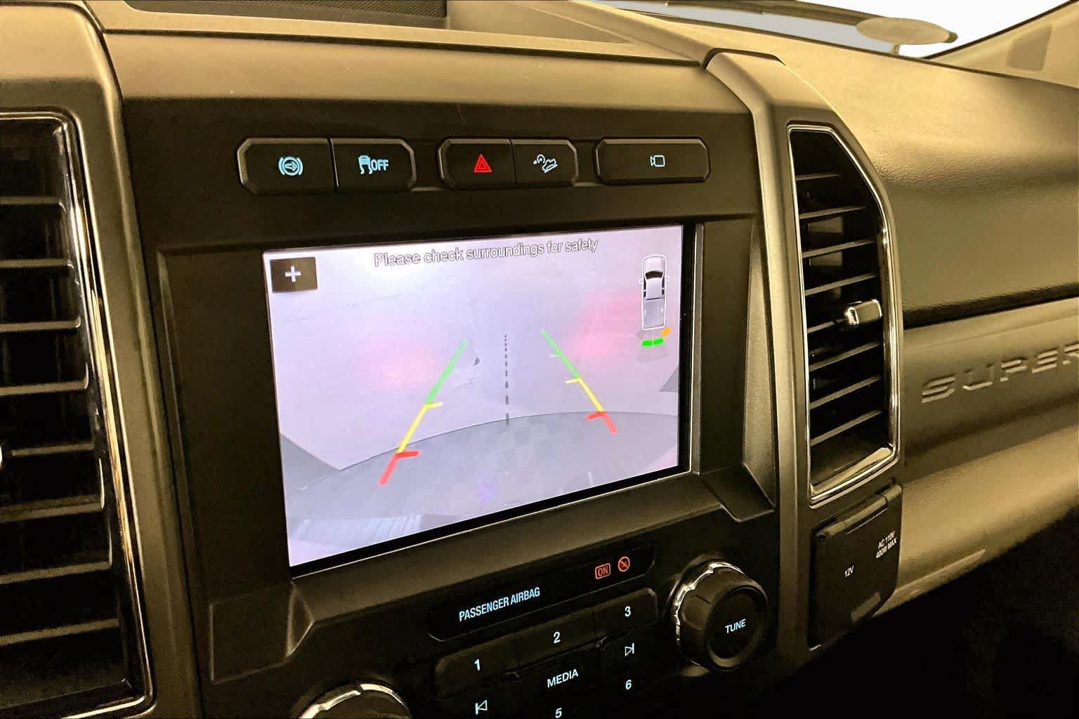 Used 2019 Ford F250 XLT w/ XLT Premium Package AWD/4WD image 25