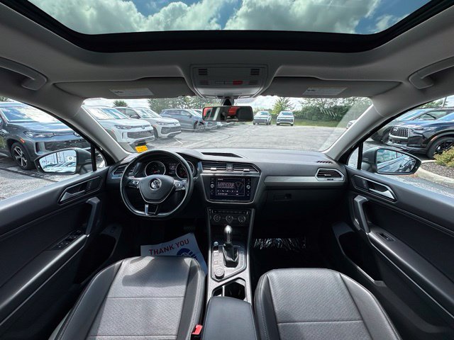 Used 2018 Volkswagen Tiguan SEL AWD/4WD image 15