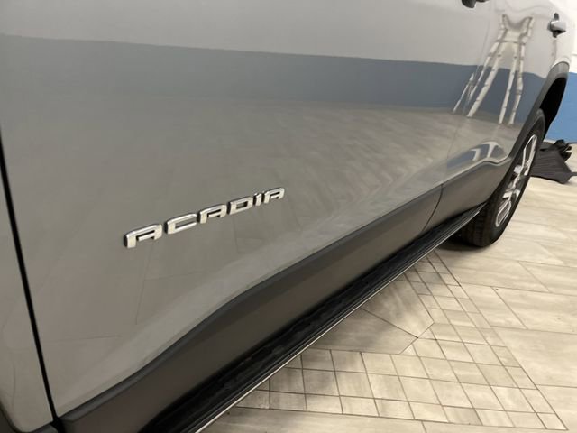 Used 2023 GMC Acadia SLE image 36