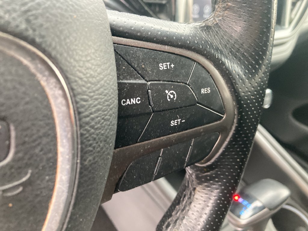 Used 2021 Dodge Durango SXT AWD/4WD image 40
