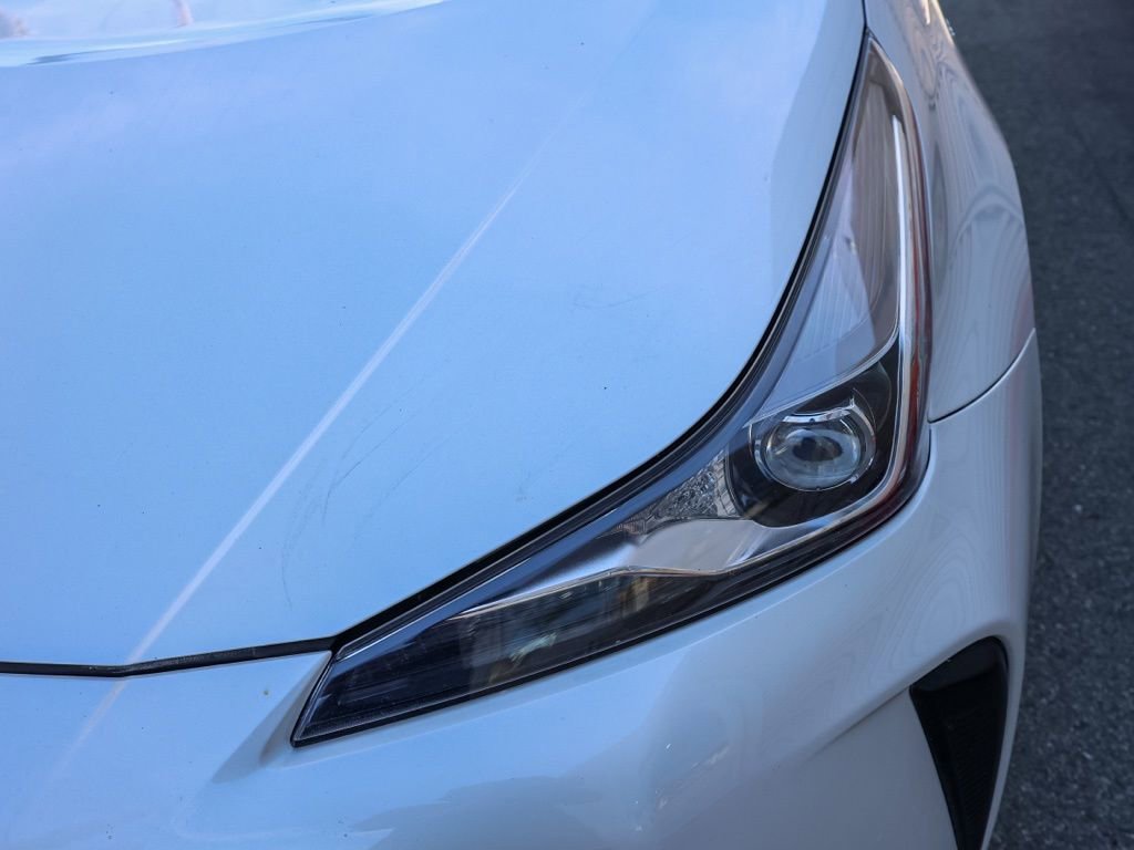 Used 2021 Toyota Prius L Eco image 10