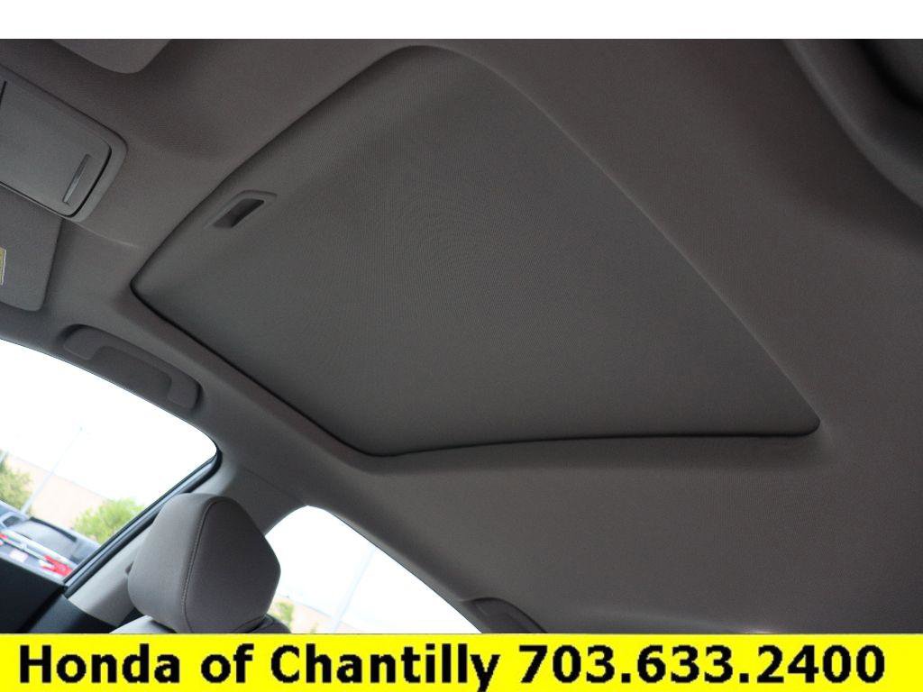 Certified 2025 Honda Accord SE image 19