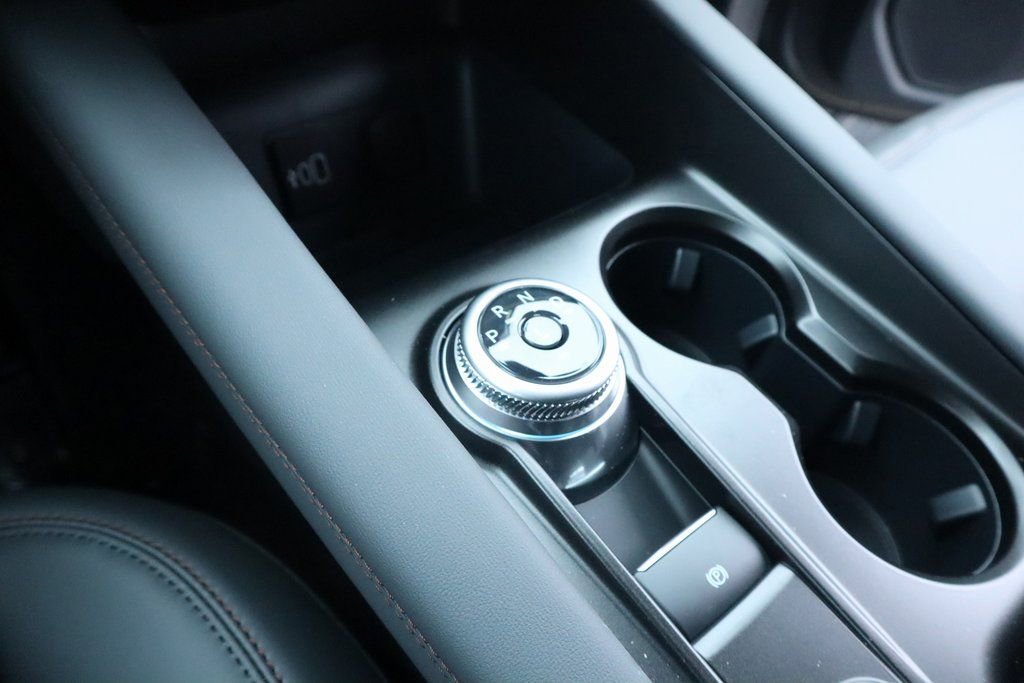 New 2026 Ford Explorer Active w/ Active Comfort Package image 7