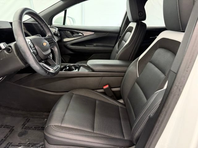 Used 2025 Chevrolet Blazer EV LT AWD/4WD image 12