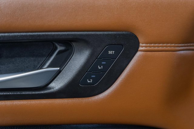 Used 2024 Nissan Pathfinder Platinum w/ Black Appearance Package image 37