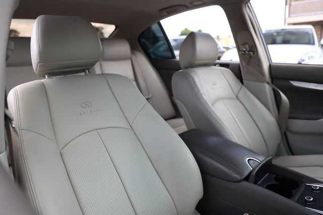 Used 2012 INFINITI G25 Journey RWD image 19