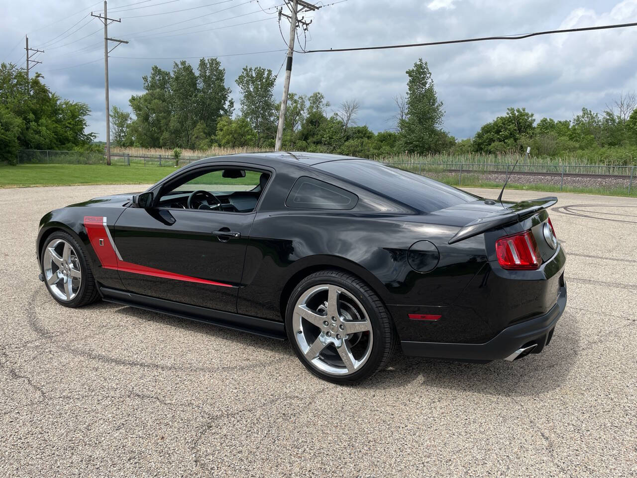 Used 2012 Ford Mustang GT Premium RWD image 22