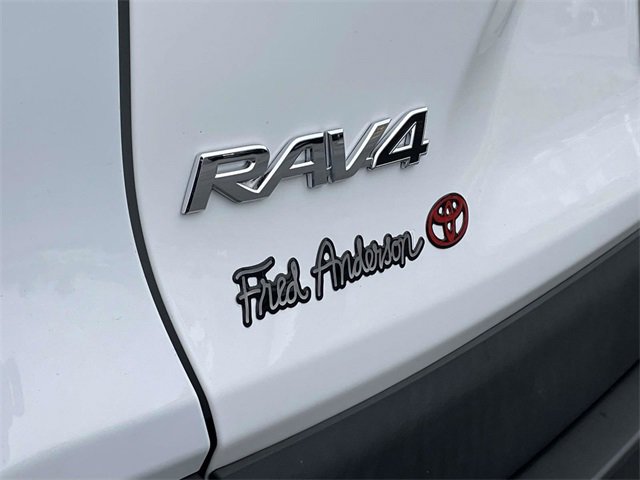 Used 2022 Toyota RAV4 XLE image 32