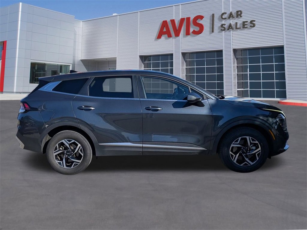 Used 2024 Kia Sportage LX image 5