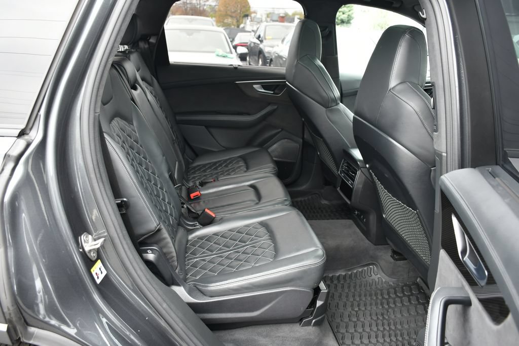 Used 2023 Audi SQ7 Prestige w/ Prestige Package AWD/4WD image 22