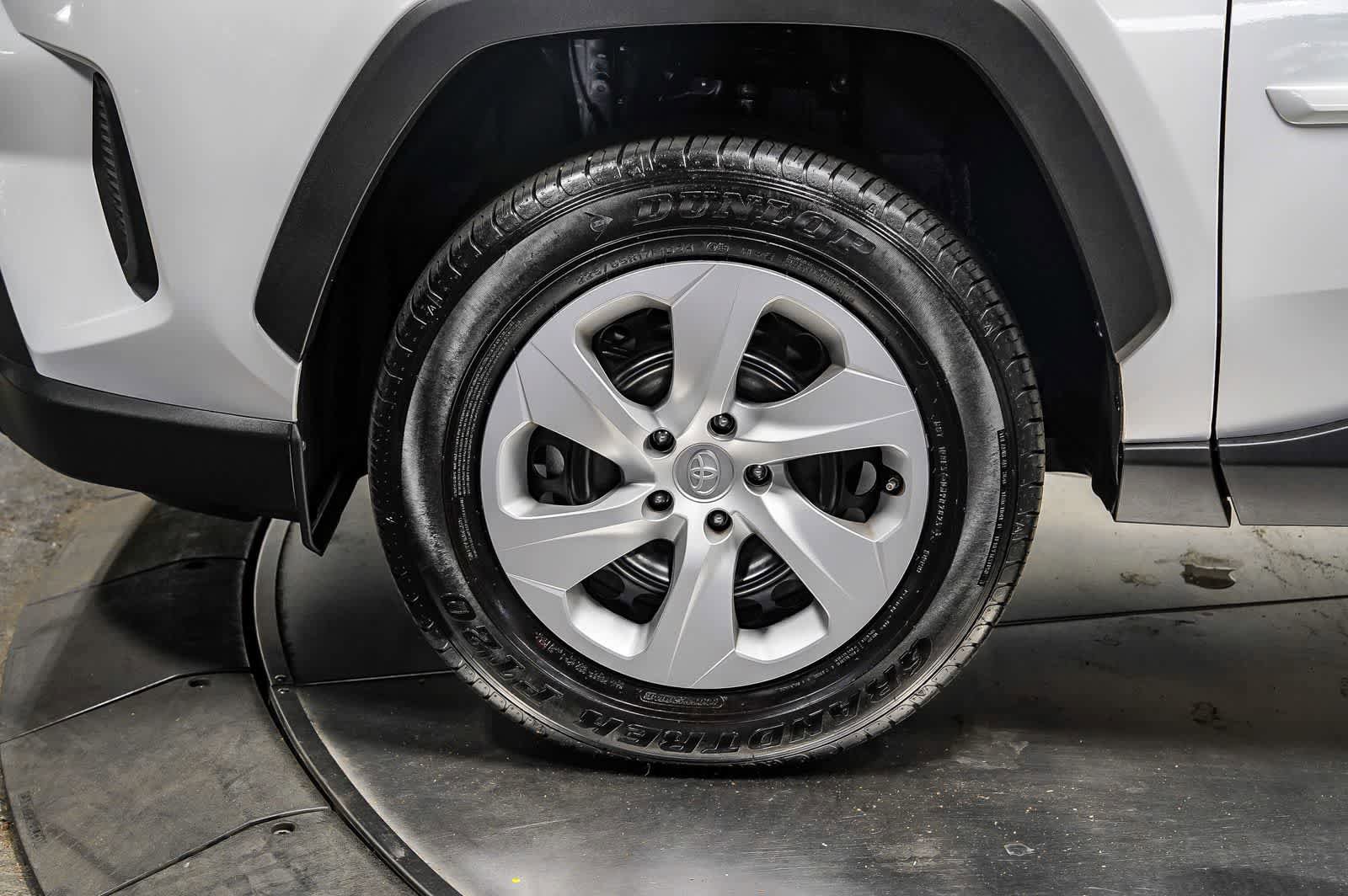 Certified 2025 Toyota RAV4 LE FWD image 10