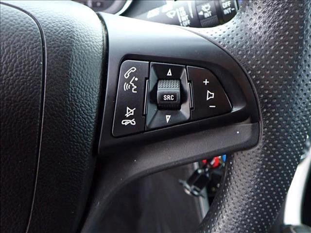 Used 2021 Chevrolet Trax LS w/ Tint and Cruise Package image 15