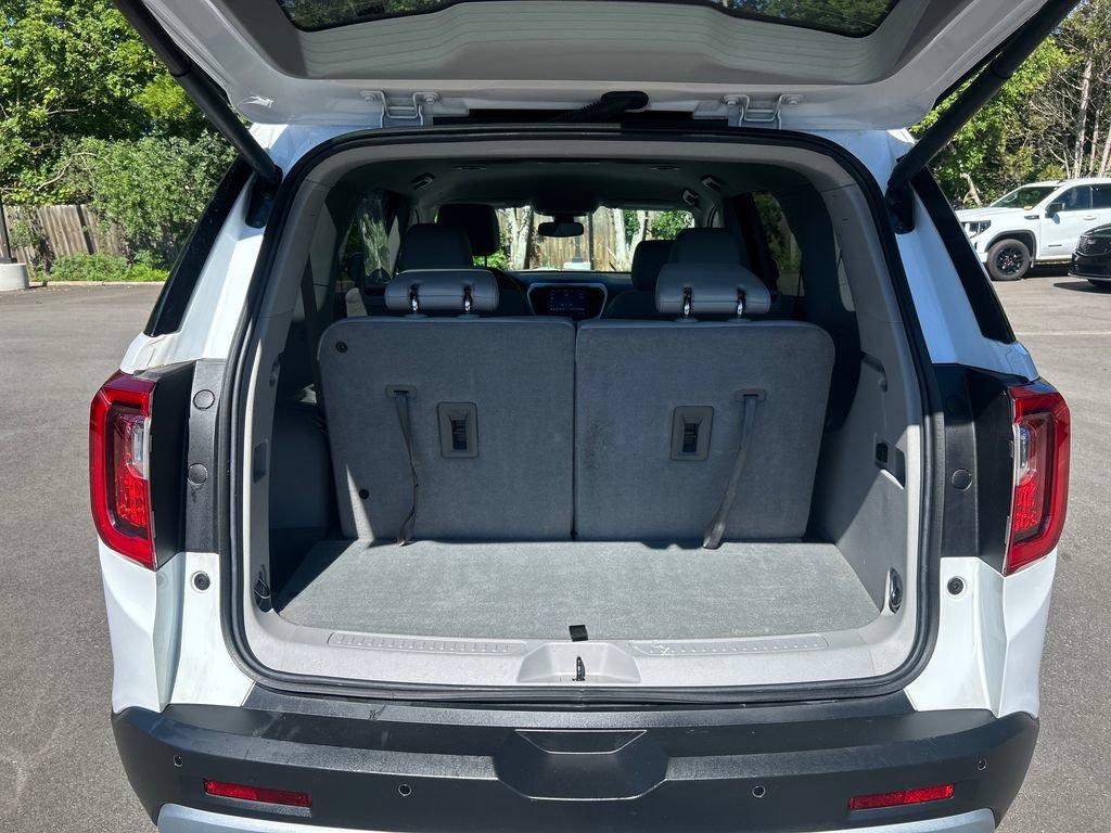 Used 2023 GMC Acadia SLT w/ Trailering Package AWD/4WD image 15