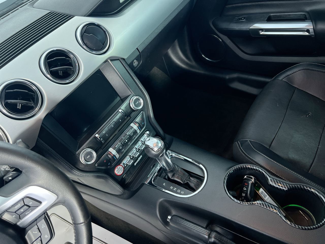 Used 2016 Ford Mustang Premium image 22