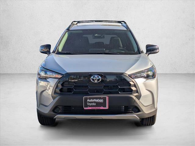 Used 2026 Toyota Corolla Cross LE image 2
