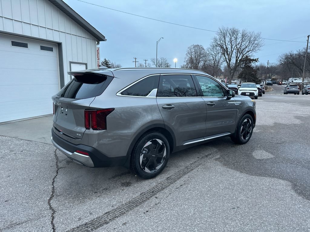 New 2026 Kia Sorento EX image 3