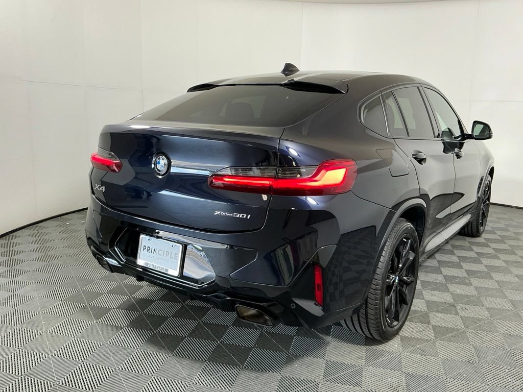 Certified 2024 BMW X4 xDrive30i w/ M Sport Package AWD/4WD image 5