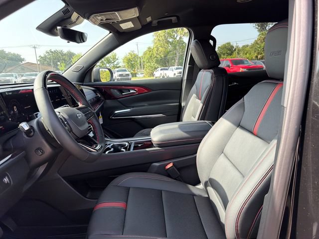 New 2026 Chevrolet Traverse RS w/ LPO, Floor Liner Package FWD image 20