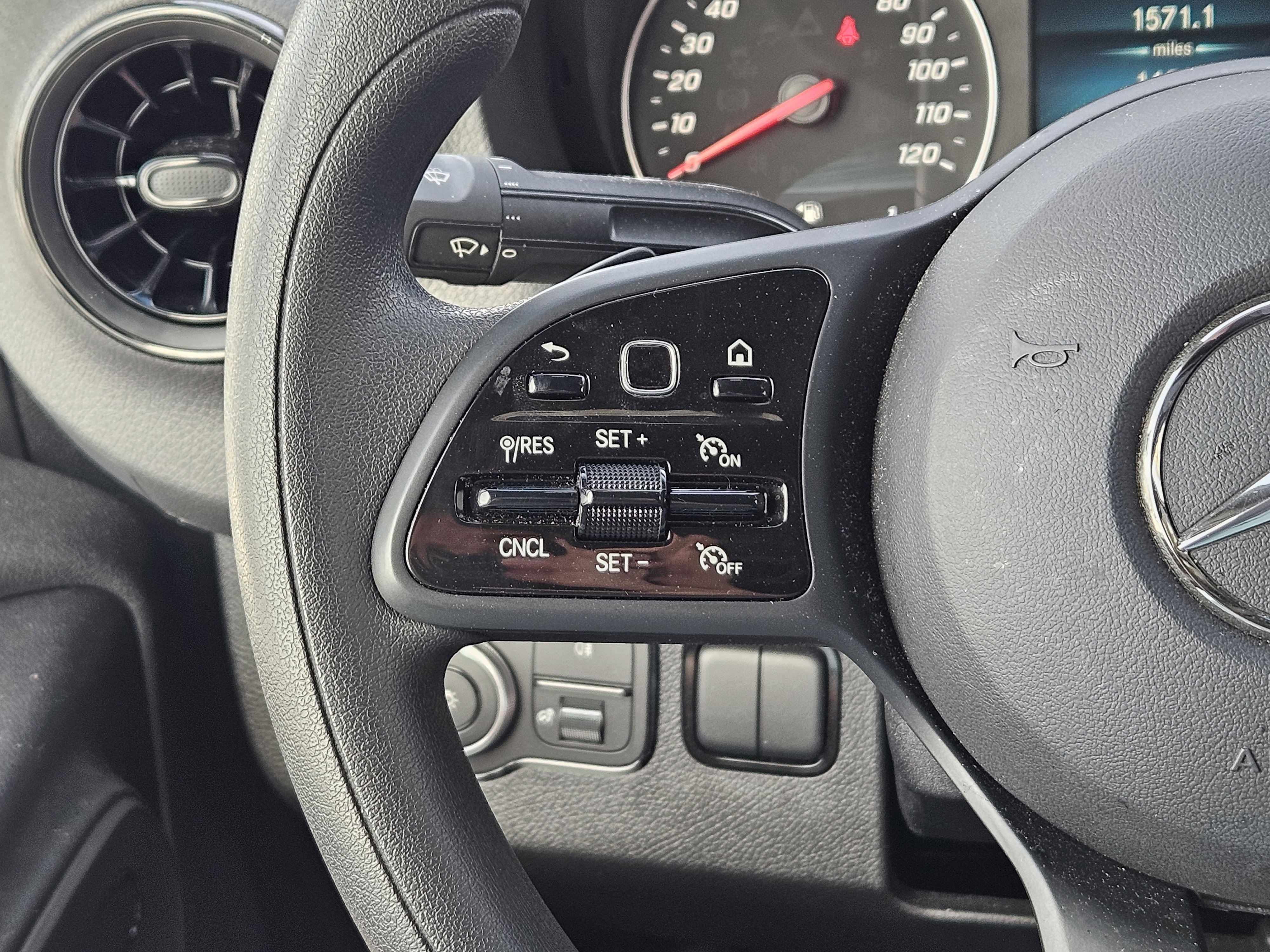 Used 2024 Mercedes-Benz Sprinter 3500 image 27