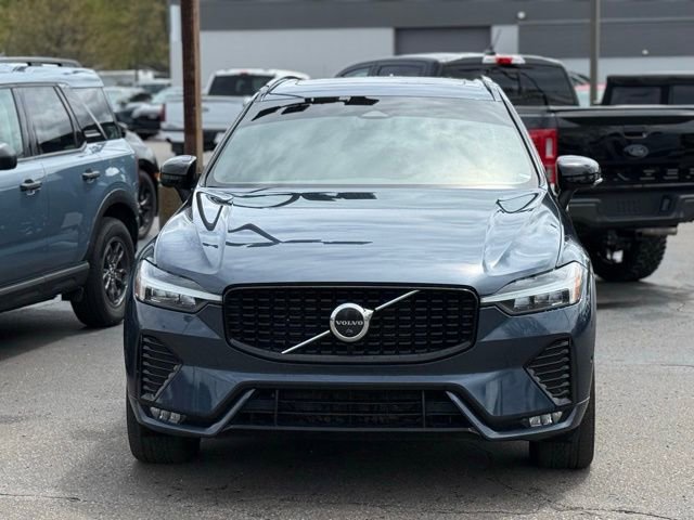 Used 2023 Volvo XC60 B5 Plus AWD/4WD image 36