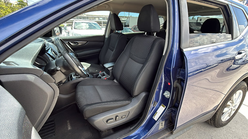 Used 2019 Nissan Rogue SV FWD image 20