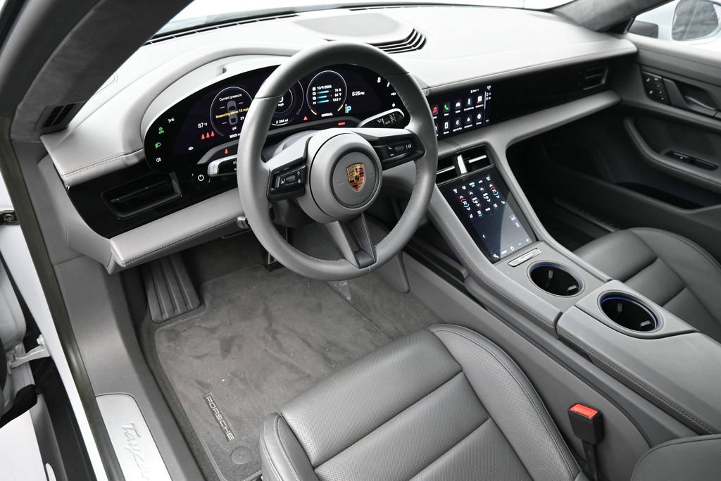 Certified 2022 Porsche Taycan Turbo AWD/4WD image 4