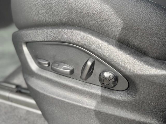 New 2026 Porsche Cayenne S image 17