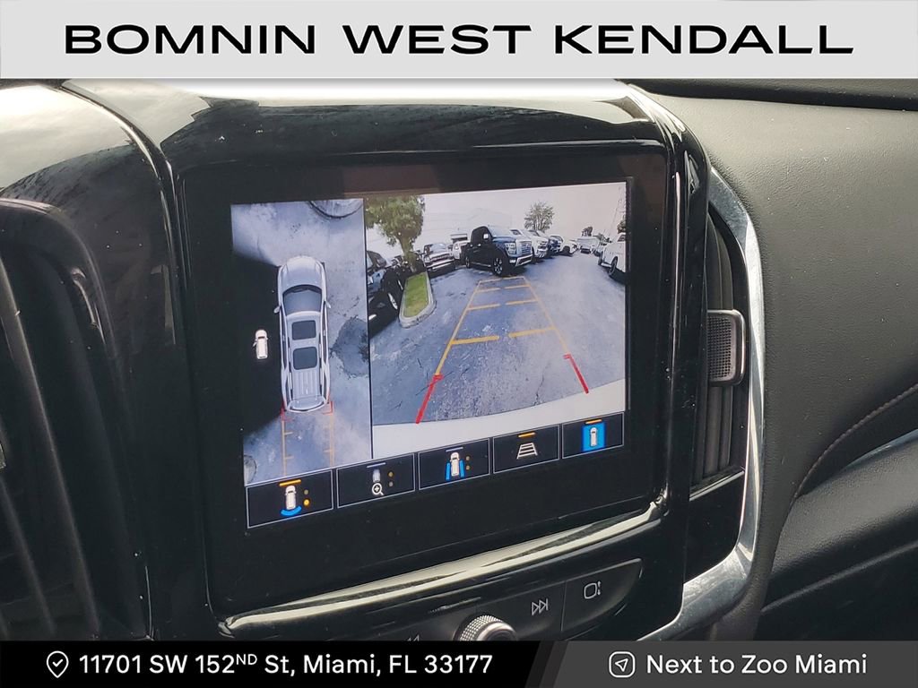 Used 2023 Chevrolet Traverse RS image 28