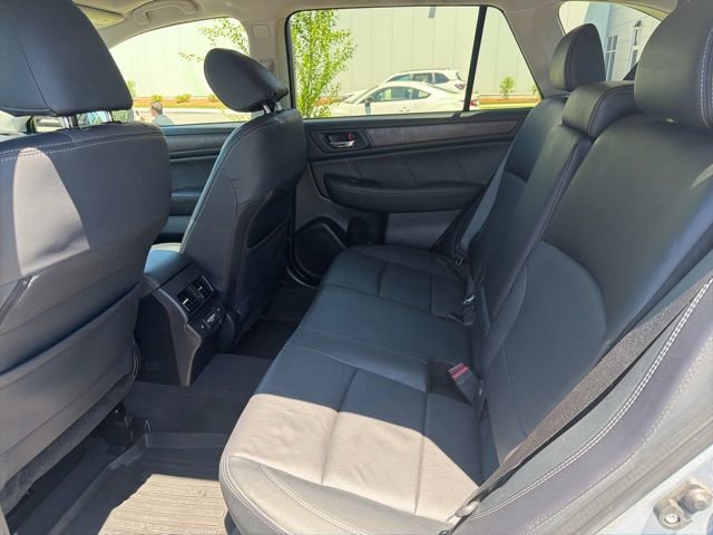 Used 2018 Subaru Outback 2.5i Limited AWD/4WD image 29