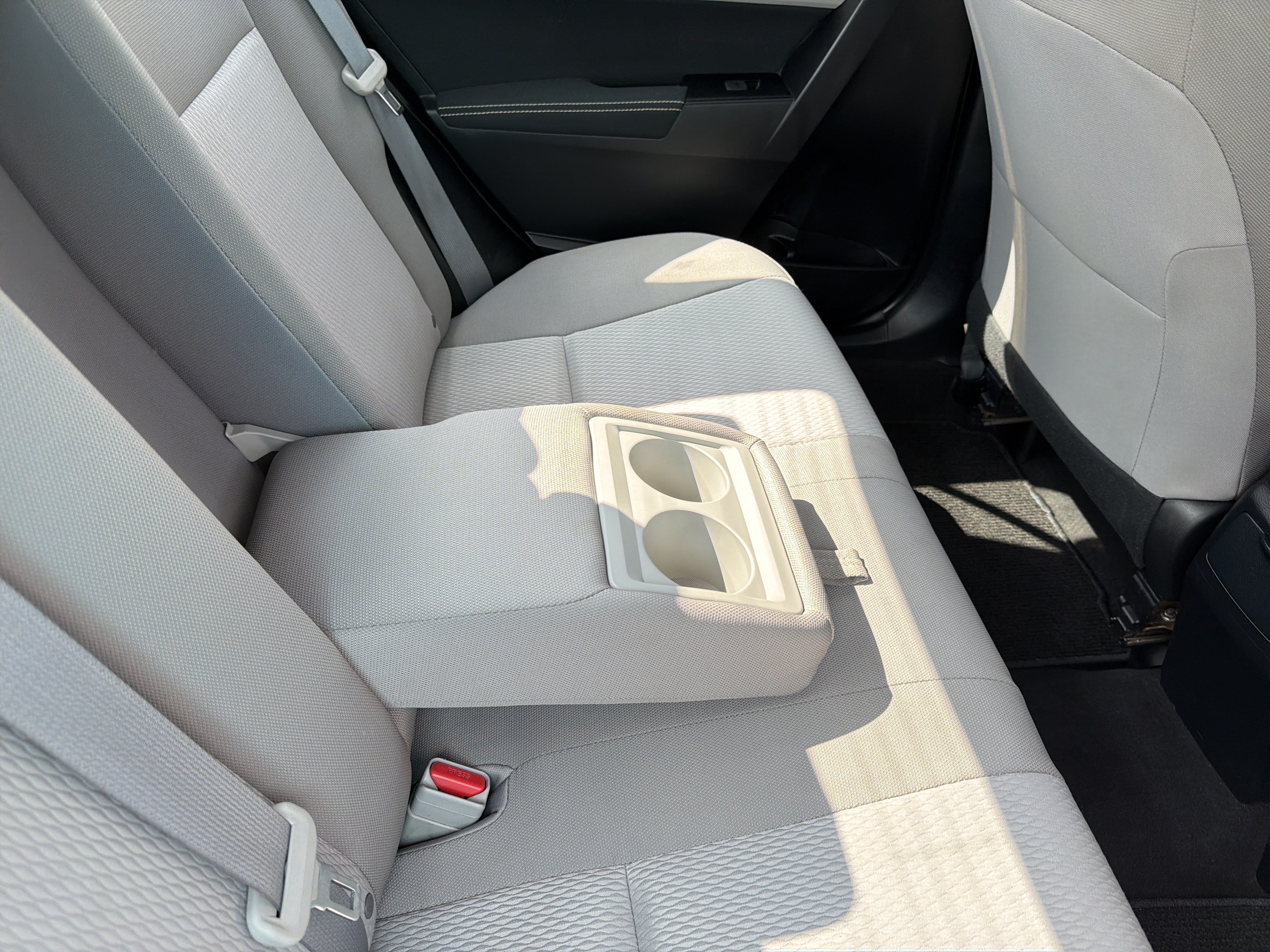 Used 2015 Toyota Corolla LE w/ Body Protection Package #1 FWD image 52