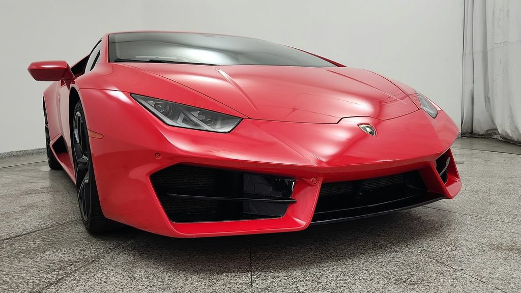 Used 2017 Lamborghini Huracan LP 580-2 RWD image 11