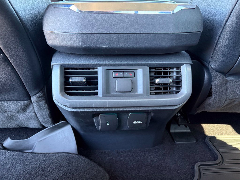 Used 2022 Ford F150 Lariat w/ Equipment Group 502A High AWD/4WD image 17