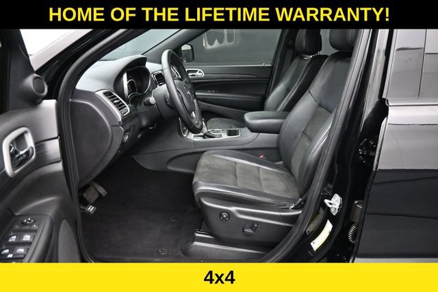 Used 2020 Jeep Grand Cherokee Altitude AWD/4WD image 14