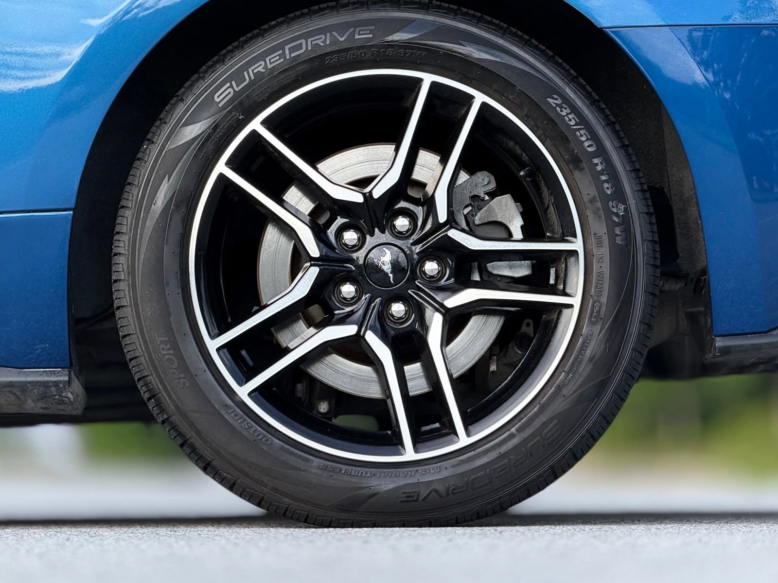 Used 2022 Ford Mustang GT RWD image 19