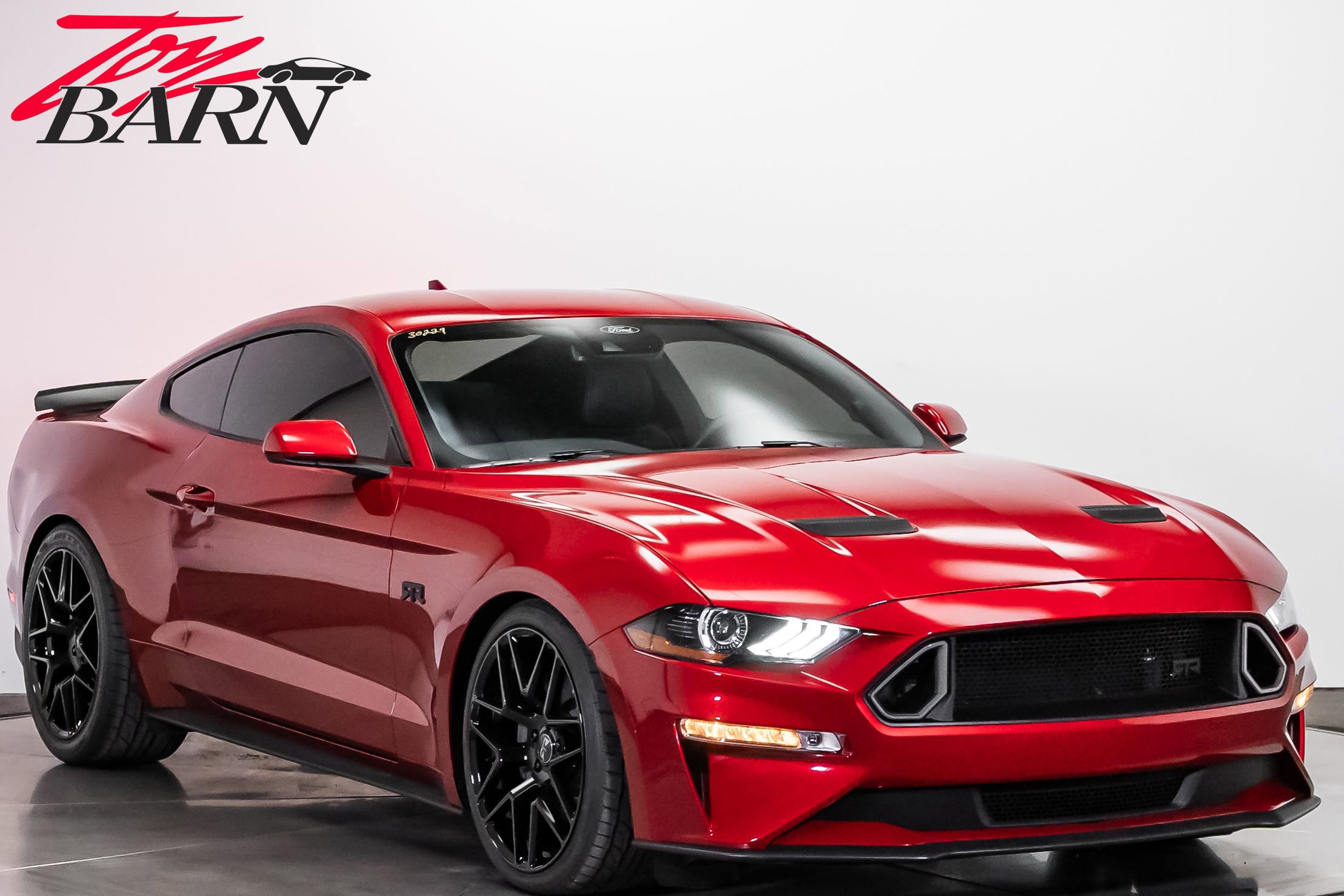 Used 2021 Ford Mustang GT RWD image 7