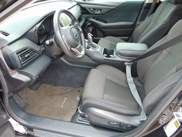 Certified 2025 Subaru Outback Premium AWD/4WD image 10