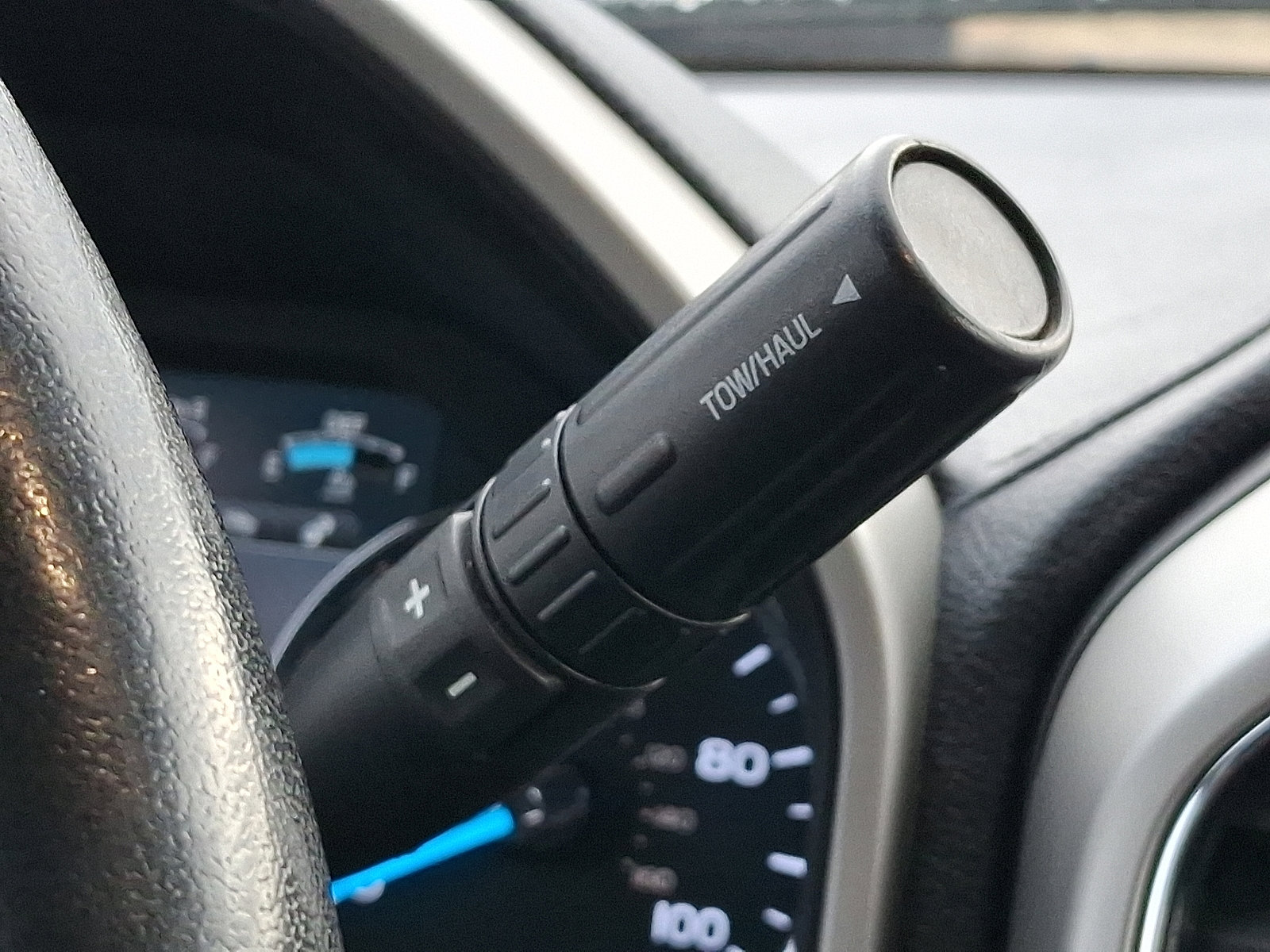 Used 2019 Ford F350 Lariat w/ Chrome Package image 14