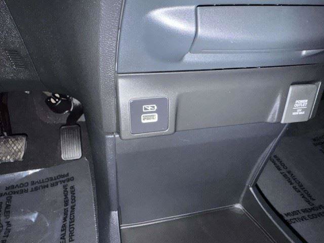 Used 2023 Honda Odyssey Sport image 33