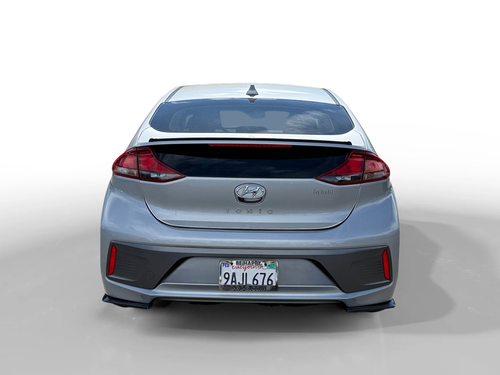 Certified 2022 Hyundai Ioniq SE FWD image 4