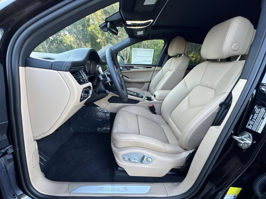 New 2026 Porsche Macan S AWD/4WD image 7