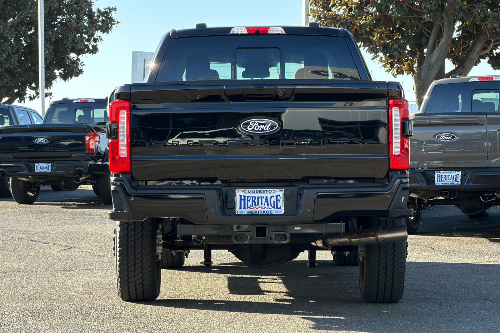 New 2027 Ford F250 Lariat w/ Black Appearance Package AWD/4WD image 5