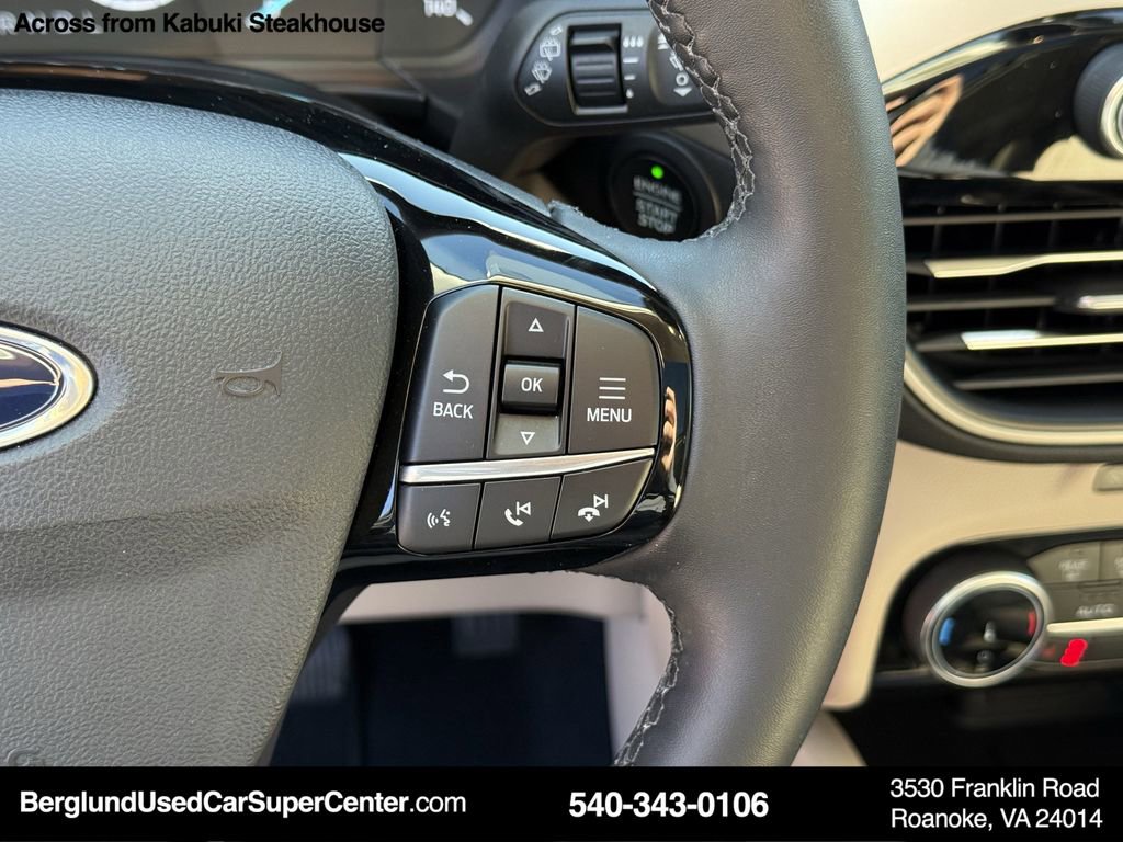 Used 2022 Ford Escape SEL image 22