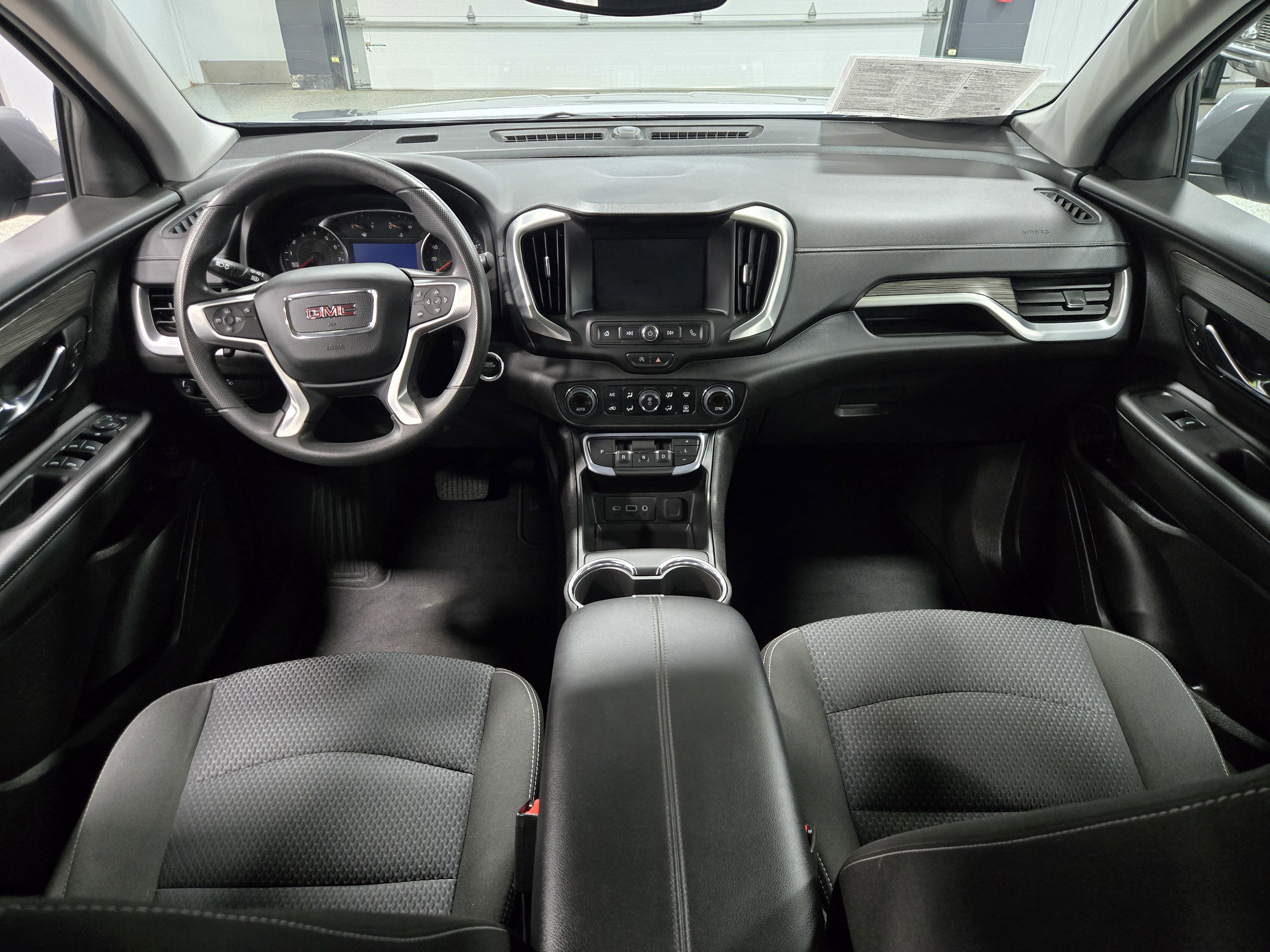 Certified 2024 GMC Terrain SLE w/ Driver Convenience Package image 10